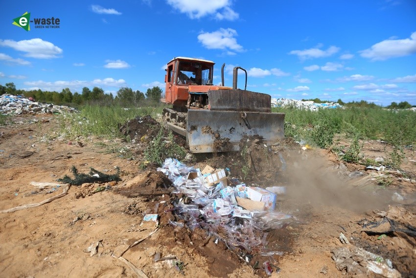 ELECTRONIC WASTE THAT HAS BEEN LEFT