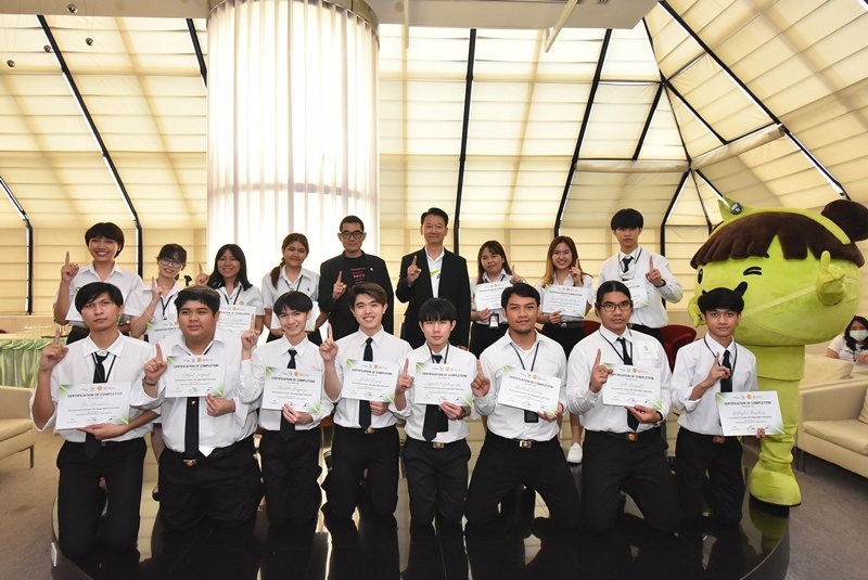  AIS and College of Innovation, Thammasat University Organizing Camp to Incubate Students into Digital Innovators